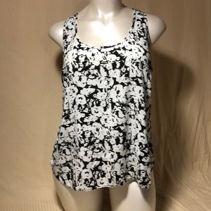 Torrid black and white tank top